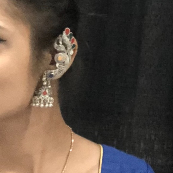 Earring - Picture 3 of 3